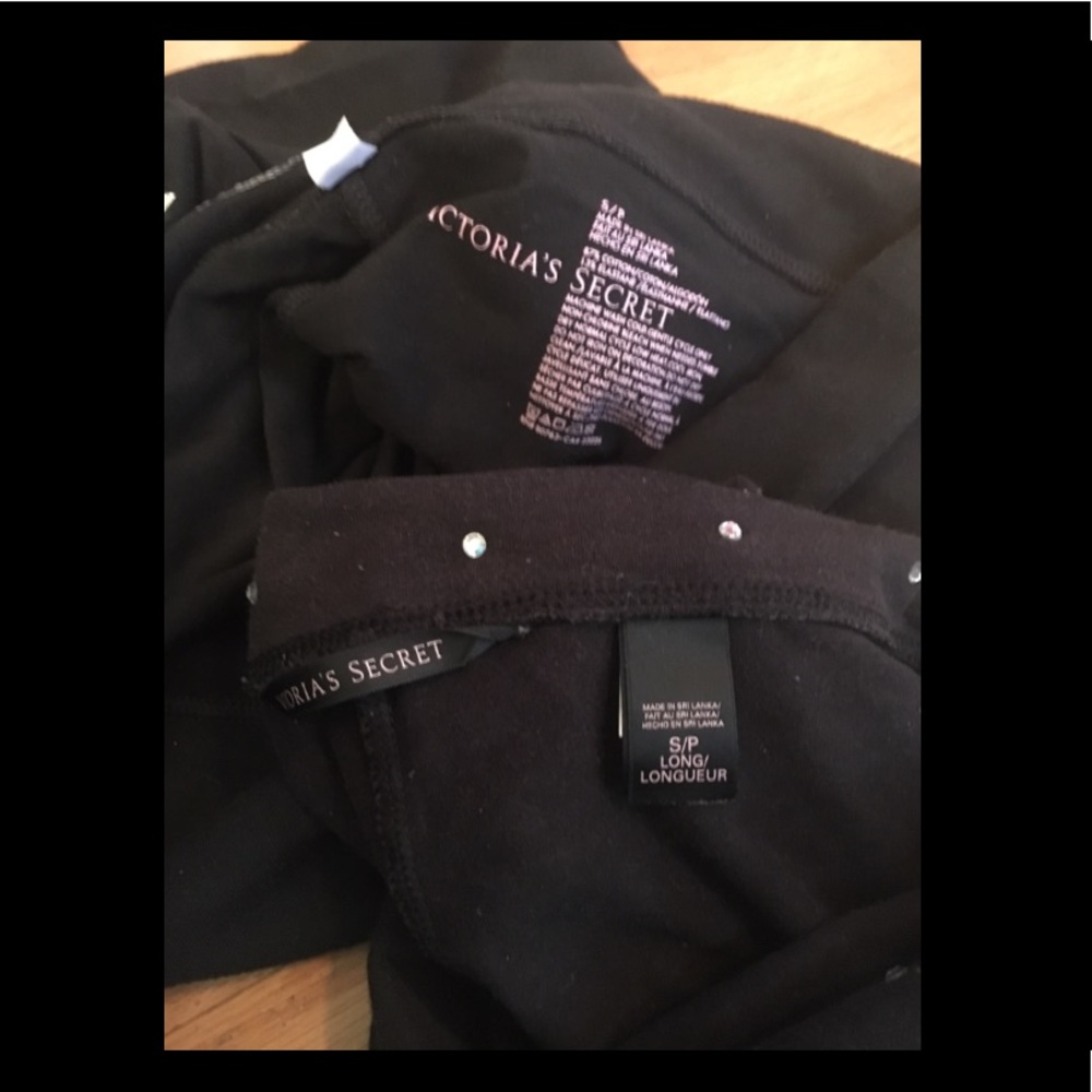 Victoria's Secret yoga pants - Picture 2 of 2